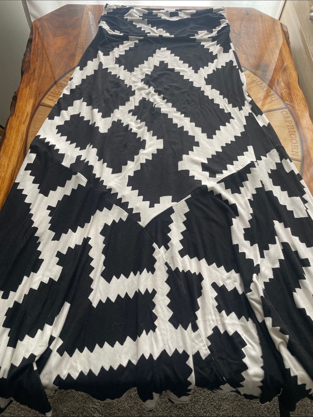 Maeve Abstract Print Maxi Skirt Black White Contrast Indie Sleaze Early 2000s